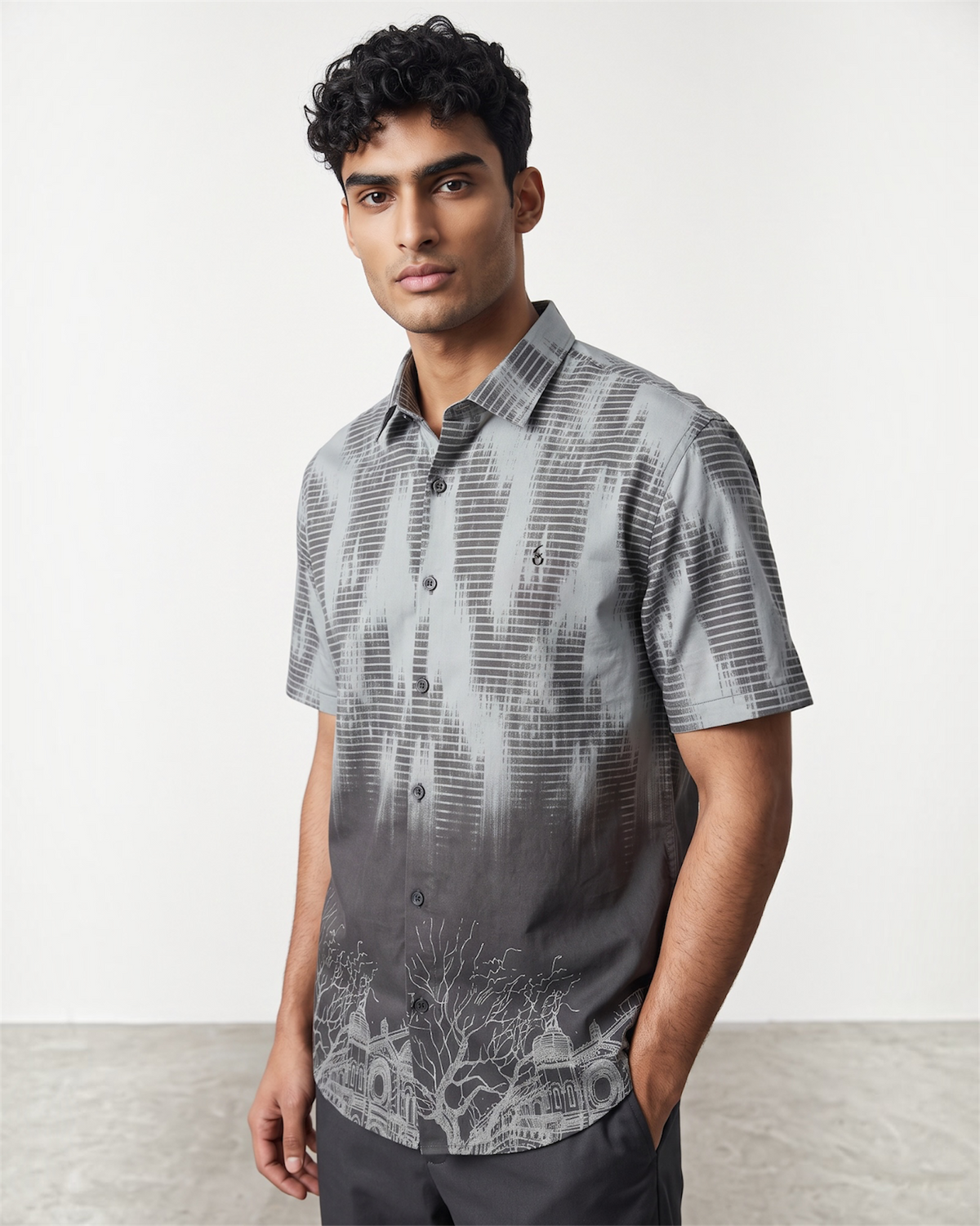 Half sleeve bottom print shirt